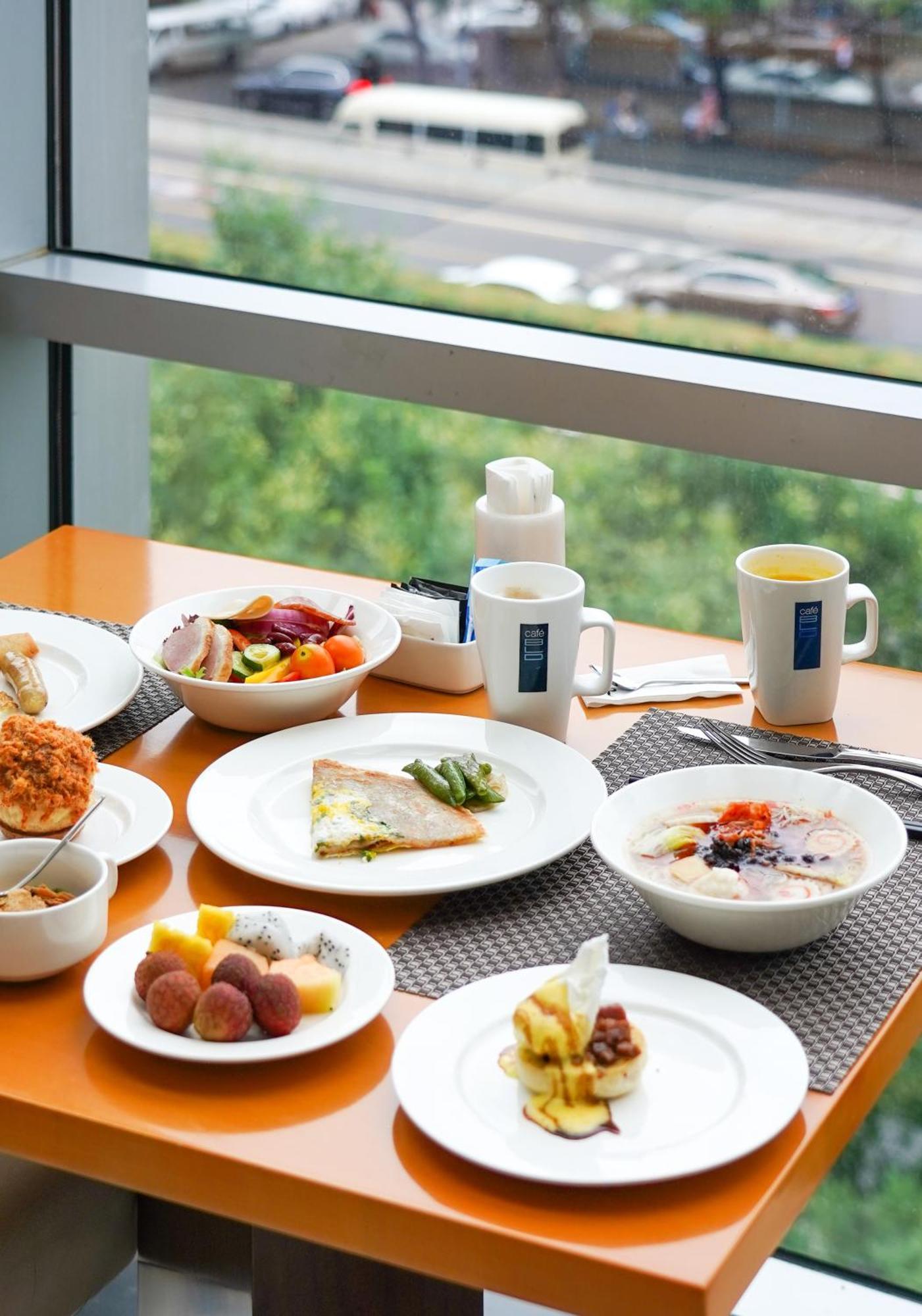 Renaissance Beijing Capital Hotel Luaran gambar